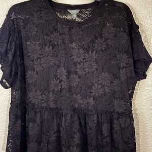 NWOT Terra & Sky Black Floral Lace Blouse W Tank